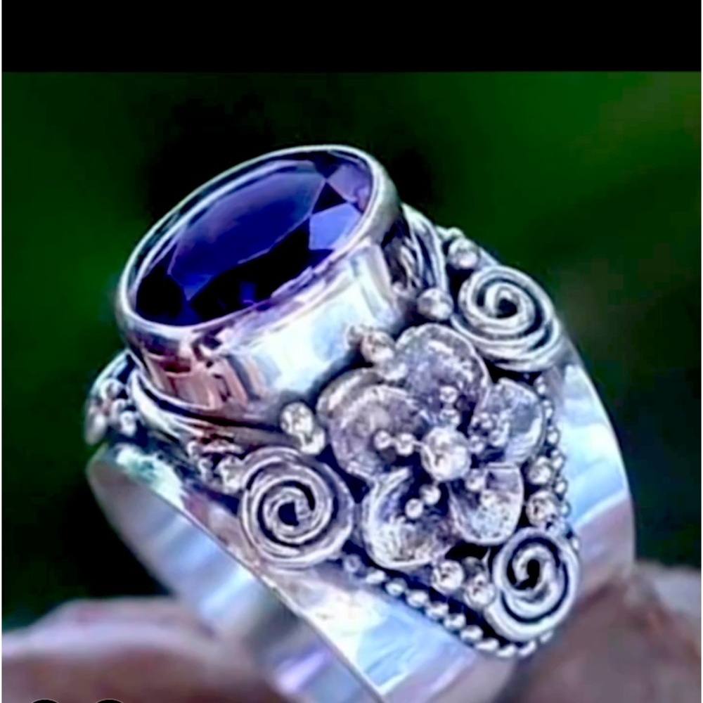 Vintage Purple Crystal Ring Silver Plated Fine Carving.